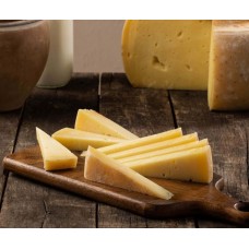 KARS ESKİ KAŞAR PEYNİRİ 200 gr. 